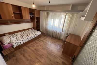 Apartament 4 camere, 100 mp, etaj 3, zona Longinescu - 9