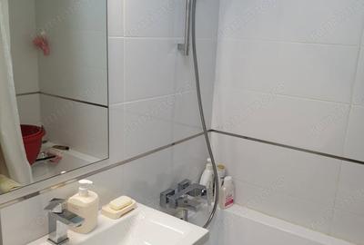 Apartament cu 2 camere în Apărătorii Patriei