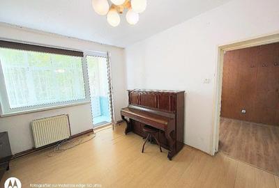 Apartament cu 2 camere semidecomandat în Micro 4 - 9