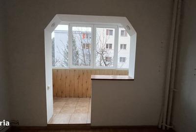 Garsonieră decomandată în Exterior Vest