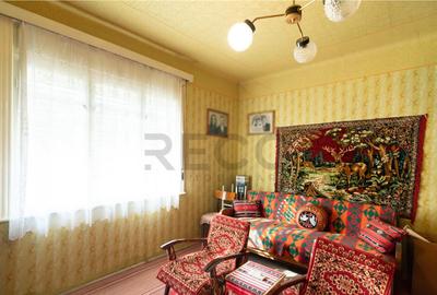 RECO Casa cu teren 3036mp, Bors - 3