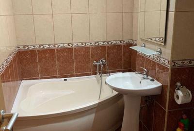 Apartament cu 3 camere decomandat în Lipovei - 8