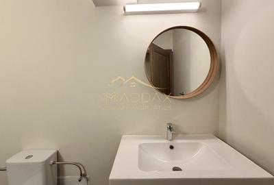 Apartament cu 4 camere semidecomandat, mobilat în P-ța Unirii - 17