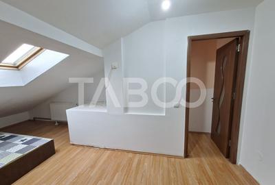 Apartament cu 2 camere decomandat, mobilat în Lazaret - 11