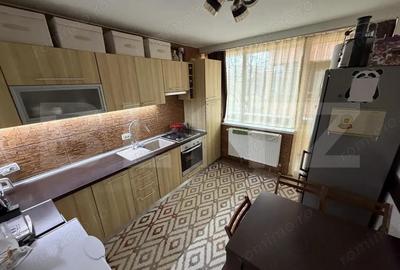 Apartament cu 3 camere decomandat în Ampoi 3 - 6