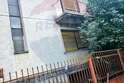 Casa / Vila cu 6 camere de vanzare in zona Ultracentral - 1