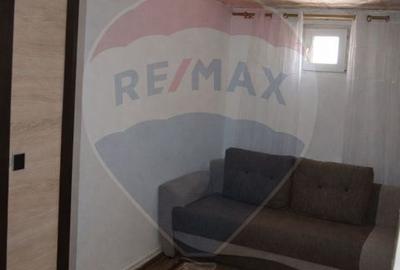 Casă cu 3 camere cu Teren 250 Mp în Central - 6