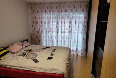 De inchiriat - Ap. 4 camere cu curte comuna, Floresti, 90 mp. - 2