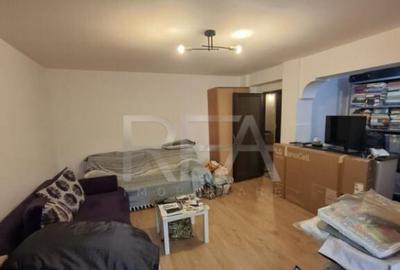 2 camere, 2/4, 60mp, bloc 1989, Uverturii-Orsova 2 camere, 2/4, 60mp, bloc 1989, Uverturii-Orsova - 2