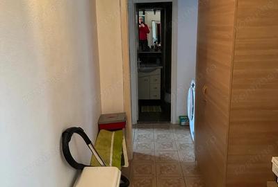 Apartament cu 4 camere decomandat în Steaua - 1