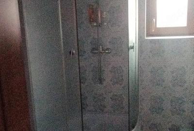 Apartament cu 3 camere decomandat în Central - 1
