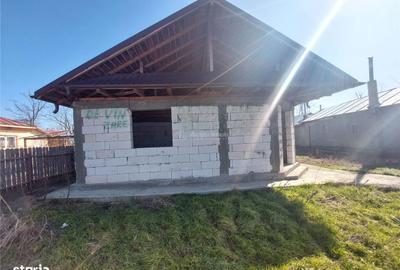 Casă cu 3 camere cu Teren 860 Mp în Galbenu - 8