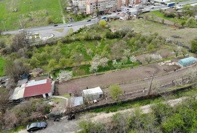 Teren de 5300 mp, în Mehadia - 3