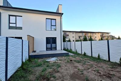 Duplex cu 4 camere cu Canalizare în Ostratu - 4