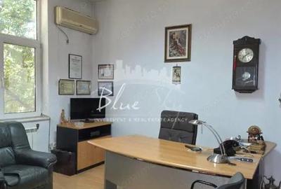 Spațiu comercial, în Central