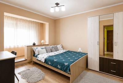 Apartament cu 2 camere decomandat în Central - 2