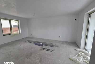 Casă cu 4 camere cu Teren 200 Mp în Central - 6