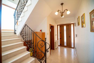 Exclusivitate, Poiana-Centru, P+1, 1640mp teren, 450mp SU, mobilata,utilata - 25