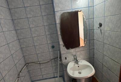 Apartament cu 4 camere decomandat, mobilat în Central - 3