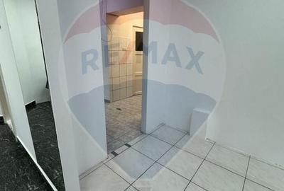 Spațiu comercial, de 96 mp, în Central - 5