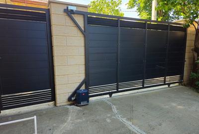 Casa renovata complet zona Mall - 15