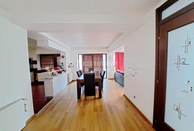 FOR SALE /Green Family Villa/garaj, curte deosebita/zona superba FOR SALE /Green Family Villa/garaj, curte deosebita/zona superba - 4