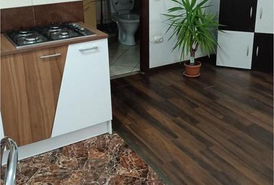 Garsonieră decomandată în Central - 5