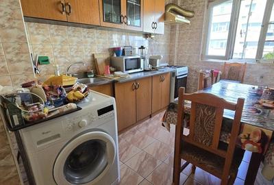 Apartament cu 3 camere decomandat în Sebastian - 2