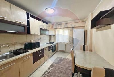Apartament cu 3 camere de inchiriat in zona centrala - 2