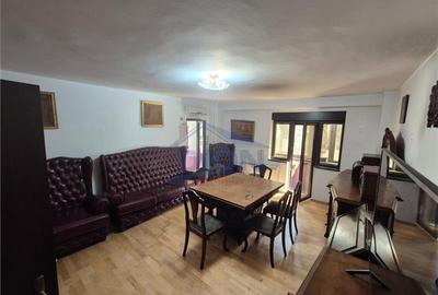 Apartament cu 3 camere decomandat în Unirii - 1