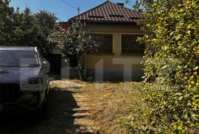 Casa veche cu teren in zona ultracentrala in suprafa?a