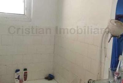 Apartament cu 3 camere semidecomandat în Gării - 6