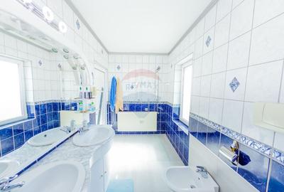 Casa / Vila cu 7 camere de vanzare - 9