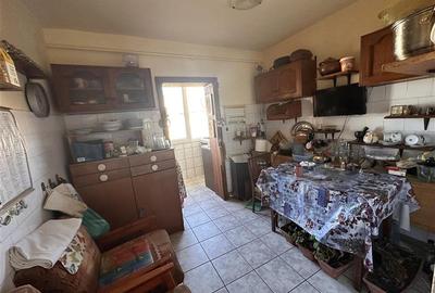 Apartament cu 3 camere decomandat, mobilat în Steaua - 3