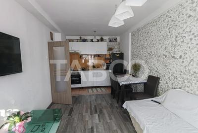 Apartament 2 camere decomandate de vanzare etaj intermediar