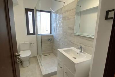 Spațiu comercial, de 50 mp, în Central - 9