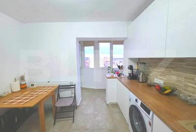 Apartament 3 camere, 74 mp, zona Micro 5 - 6