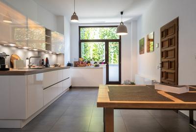 Vila Istorica in Zona Dacia – Eleganta, Spatiu Generos si Locatie Exclusivista - 9