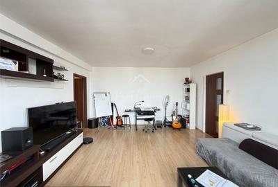 Apartament cu 3 camere în Drumul Taberei - 2