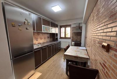 Apartament 3 camere Bd. Dunarea, etaj 3, decomandat, ... - 9