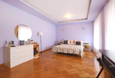 Parcul Carol, vilă impresionantă 700 mp și teren de 720 mp, Metrou 8 minute - 10