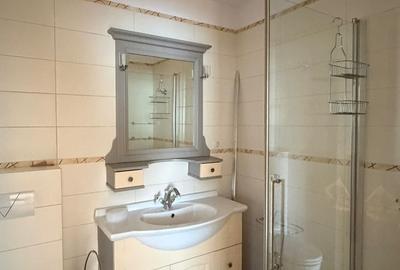 Apartament cu 3 camere decomandat în Sisești - 5