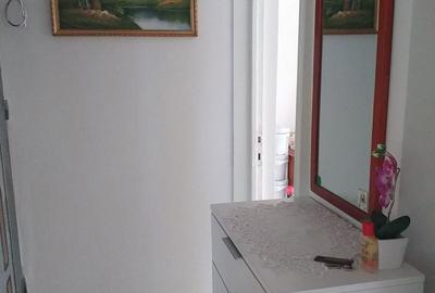Apartament cu 4 camere decomandat în Dărmănești - 1