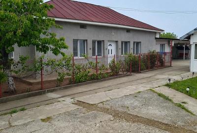 Casă cu Teren 4000 Mp în Central - 9