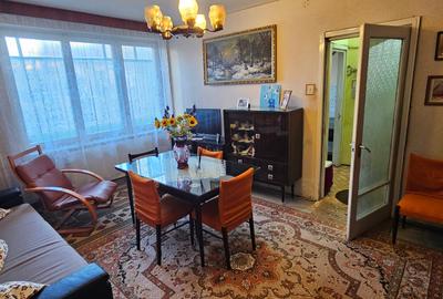 Apartament cu 2 camere semidecomandat în Tractorul