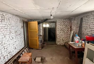 Casă cu 4 camere cu Teren 1177 Mp în Cisnădioara - 1