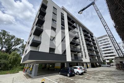 Apartament cu 4 camere decomandat în Mihai Viteazul