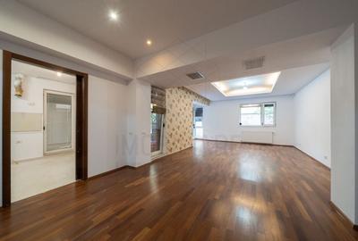 Apartament  la parter cu 3 camere de vanzare in zona Soseaua Nordului - 2