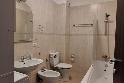 Apartament cu 3 camere nedecomandat, mobilat în 13 Septembrie - 9