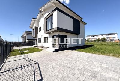 Duplex cu 4 camere cu Canalizare în Sânpetru - 1
